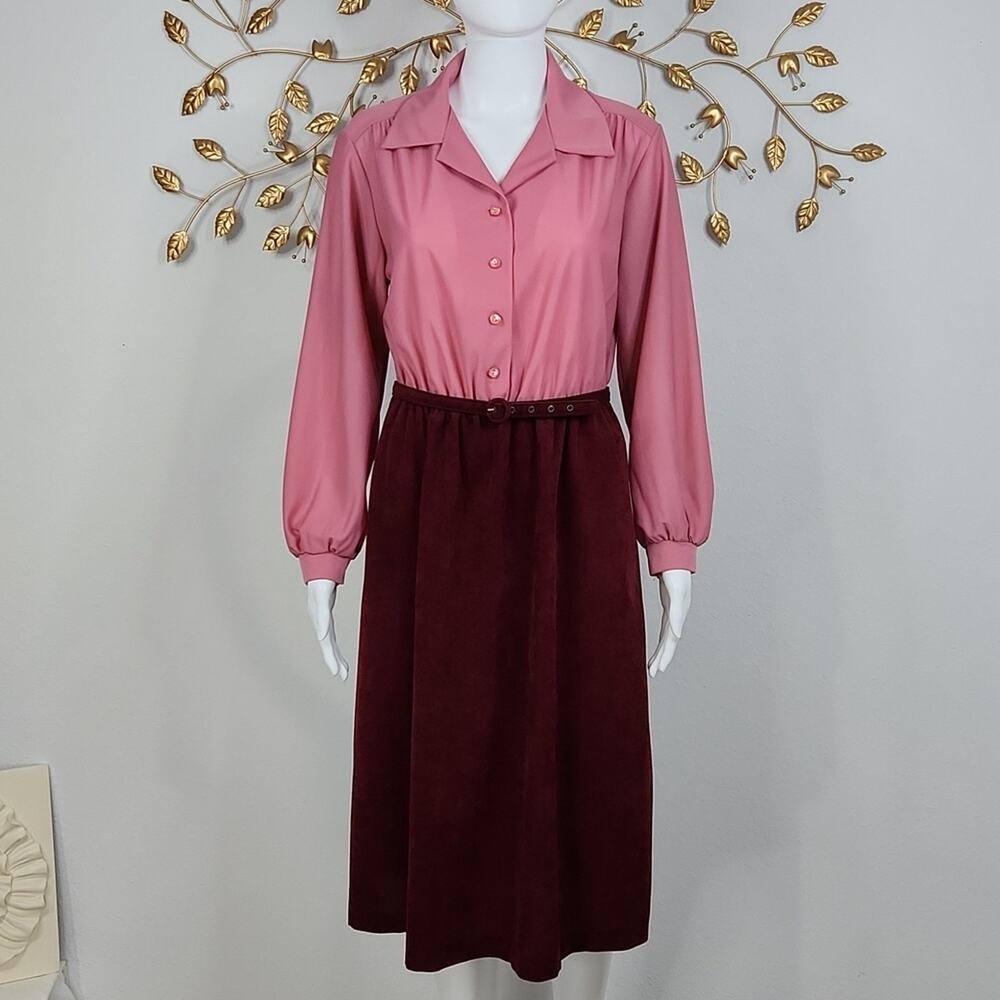 Vintage Knee Length Dress Size Medium